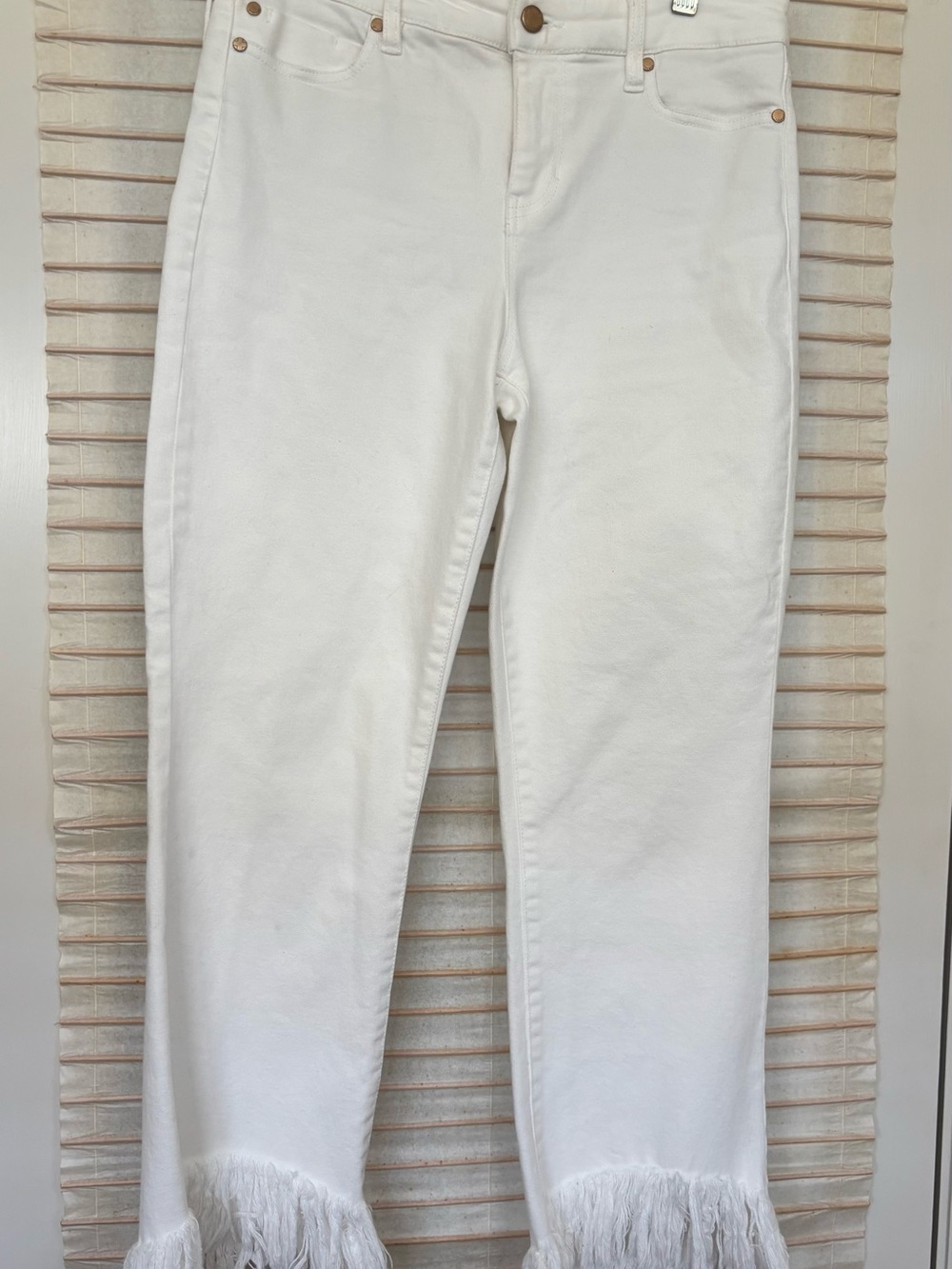 Liverpool White Wide-Leg Crop Jeans with Fringe Hem